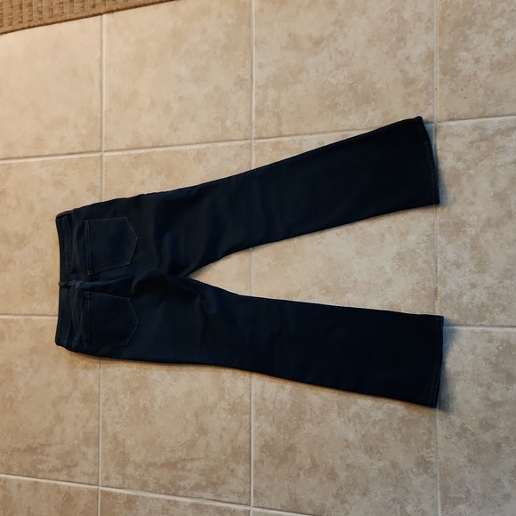 Old Navy Mid Rise Kicker Boot Jeans - Picture 5 of 5